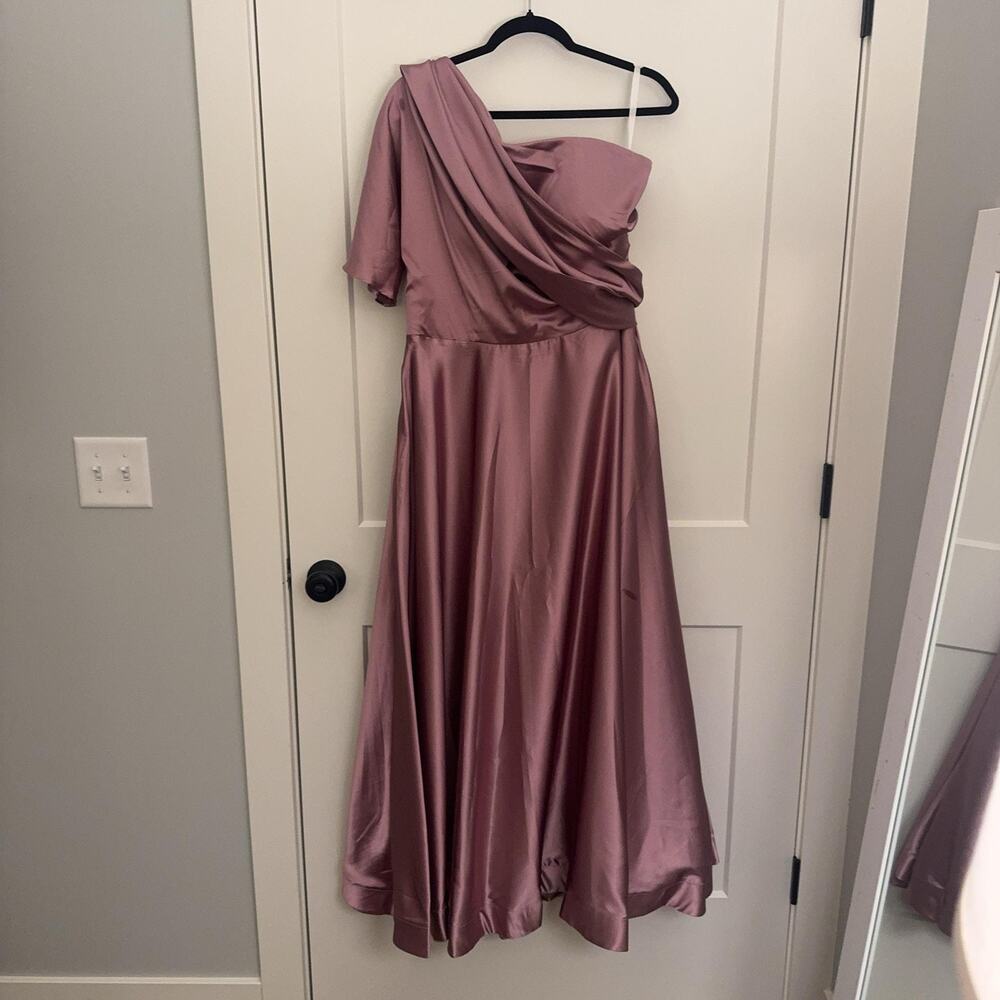 Wear Your Love Dress Sz M Pink Satin One Shoulder Fit & Flare Maxi Formal